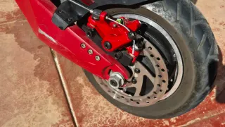 Patinete Eléctrico ICQ5 Rojo y Negro