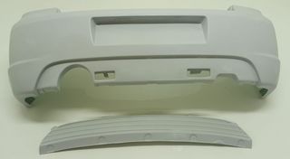 381-PARACHOQUES TRASERO VW GOLF IV R LINE