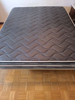 Cama 1,50x1,85m con somier Good Night