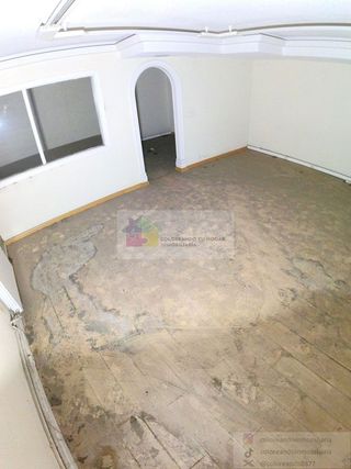 Local comercial en alquiler en La Chantría - La Lastra en León