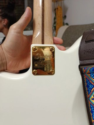 Guitarra Squier Jazzmaster 40th Aniversario
