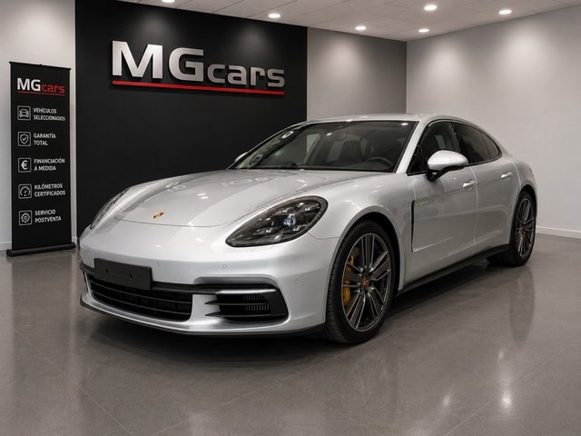 Porsche Panamera e-Hybrid 462 cv