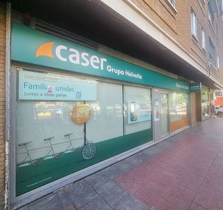 Local comercial en venta en Juan de la Cierva en Getafe