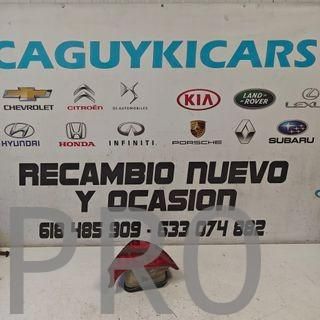 PILOTO TRASERO DERECHO MITSUBISHI CARISMA USADO