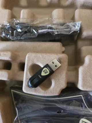 Guitar Hero Live PS4 + Guitarra