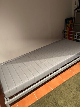 Estructura Cama Baja Ikea + Colchón