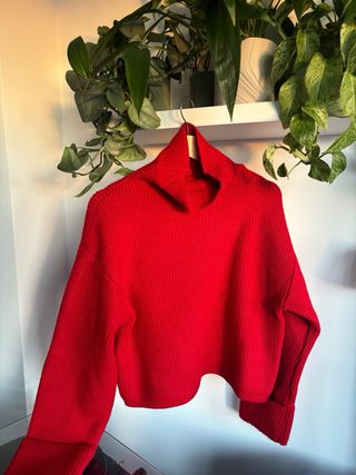 Jersey Zara Rojo Cuello Alto Manga Larga