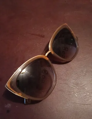 2 Gafas de sol Venus mujer negras y plateadas