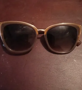 2 Gafas de sol Venus mujer negras y plateadas