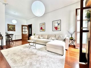 Piso en alquiler en Centro en Gijón