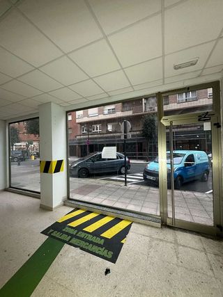 Local comercial en alquiler en Vallobín - La Florida en Oviedo