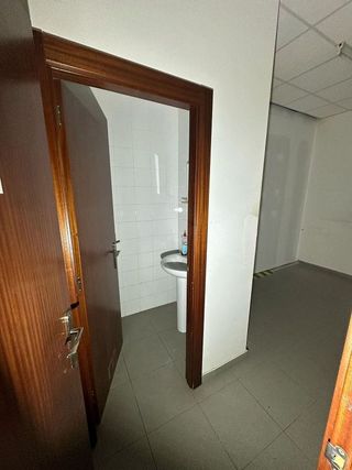 Local comercial en alquiler en Vallobín - La Florida en Oviedo