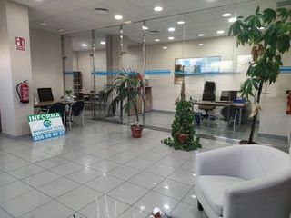 Local comercial en alquiler en Centro-Calzada-Cabo Noval en Sanlúcar de Barrameda
