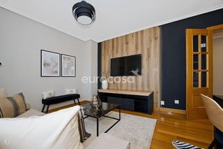 Piso en alquiler en Valdenoja - La Pereda en Santander