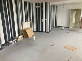 Local comercial en alquiler en Los Castros - Castrillón - Eiris en Coruña (A)