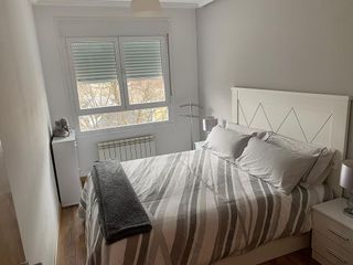 Piso en alquiler en La Chantría - La Lastra en León