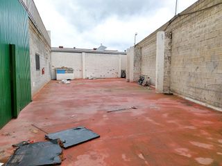 Local comercial en alquiler en Camino Viejo de Málaga en Vélez-Málaga