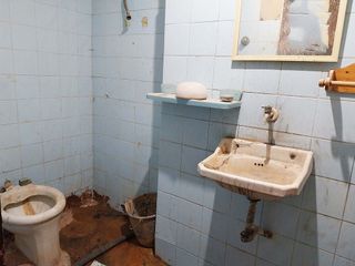 Local comercial en alquiler en Benetússer