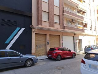 Local comercial en alquiler en Benetússer