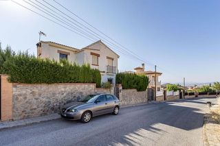 Chalet en venta en Gójar