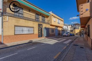 Casa pareada en venta en Maracena