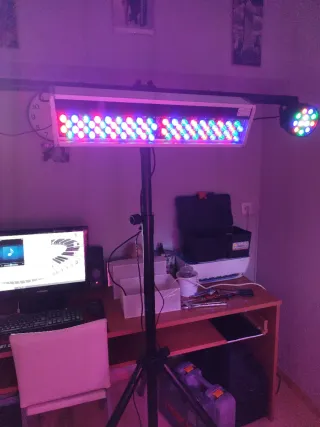 Trípode has 5 MTS con Luces led  URGE LA VENTA