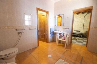 Casa adosada en venta en Santiponce