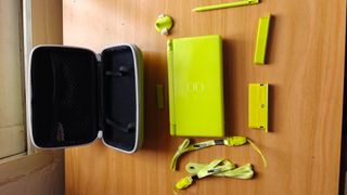 Nintendo DS Lite Verde + Custodia + 2 Giochi