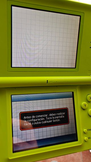 Nintendo DS Lite Verde + Custodia + 2 Giochi