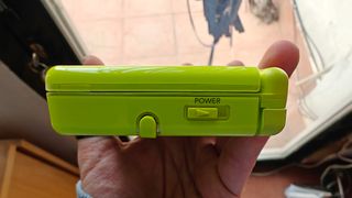 Nintendo DS Lite Verde + Custodia + 2 Giochi