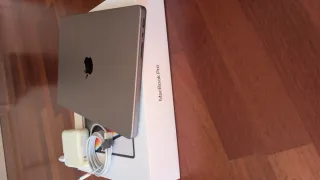 MacBook Pro 14 M1 Pro • 16GB RAM • 1TB SSD