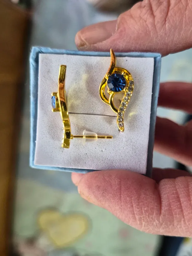 Pendientes Vintage Chapados en Oro Azul