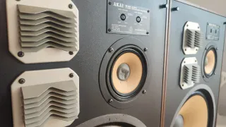 Altavoces Akai SW-177