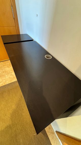 Escritorio Ikea con cajonera a juego