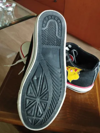 Zapatillas altas Pokémon Pikachu