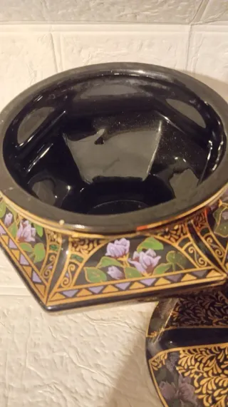 Bombonera/Joyero Porcelana Negro y Dorado