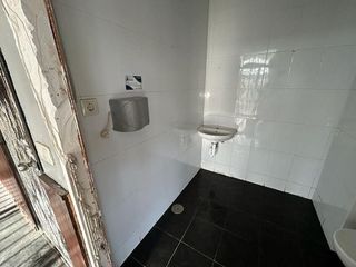 Local comercial en venta en El Bajondillo en Torremolinos