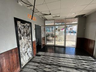 Local comercial en venta en El Bajondillo en Torremolinos