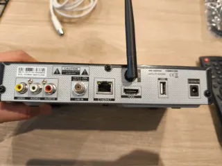 Decodificador Fonestar con Mando y Cables