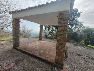 Terreno en venta en Montefrío