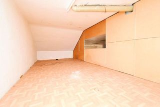 Local comercial en venta en Pabellón - Estación - El Corte Inglés en Ejido (El)