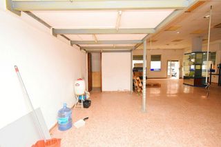 Local comercial en venta en Pabellón - Estación - El Corte Inglés en Ejido (El)