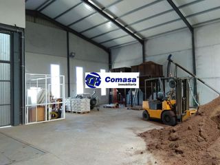 Nave industrial en venta en Martos