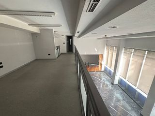 Local comercial en venta en Barañain