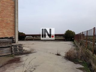 Local comercial en venta en Partides de Lleida en Lleida