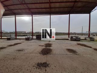 Local comercial en venta en Partides de Lleida en Lleida