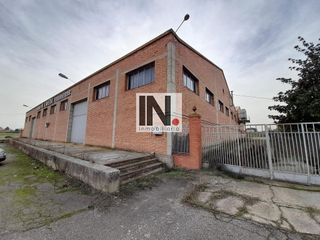 Local comercial en venta en Partides de Lleida en Lleida
