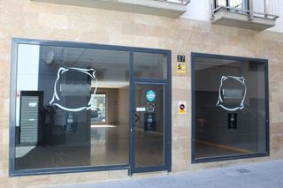 Local comercial en alquiler en Amposta