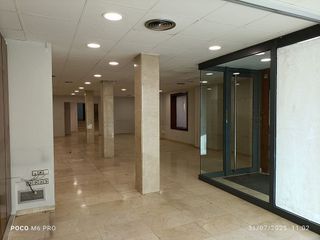 Local comercial en alquiler en Palau-solità i Plegamans