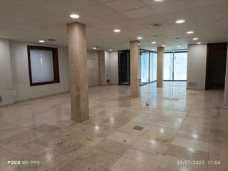 Local comercial en alquiler en Palau-solità i Plegamans